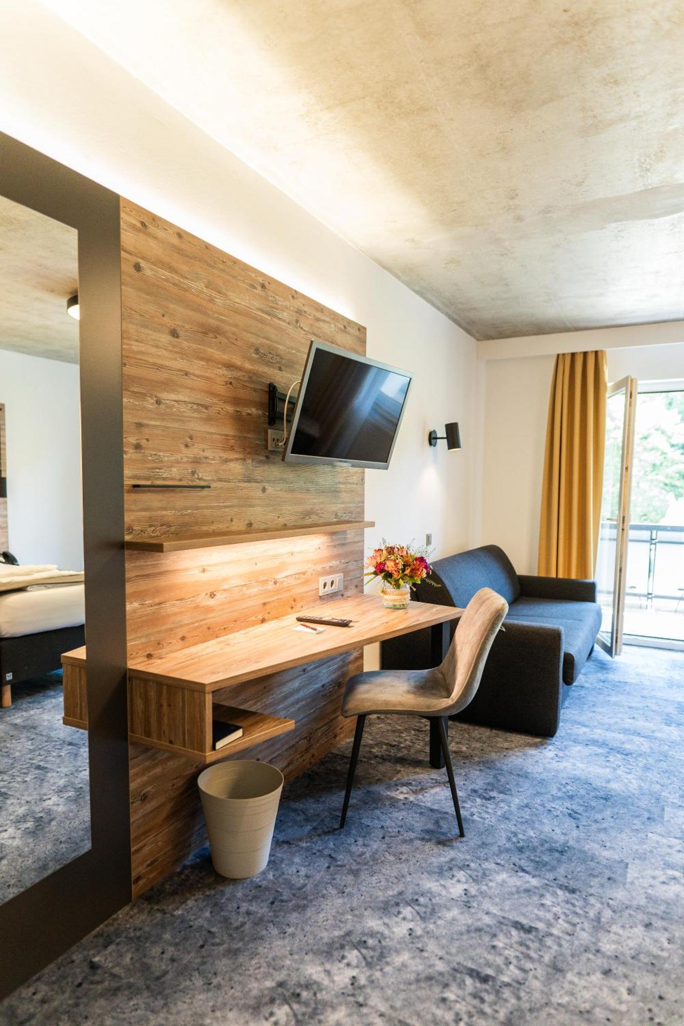 Hotel Christel Heimbuchenthal Bagian luar foto