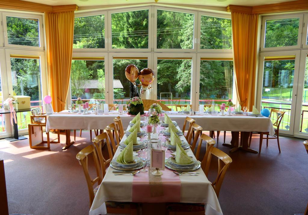 Hotel Christel Heimbuchenthal Bagian luar foto