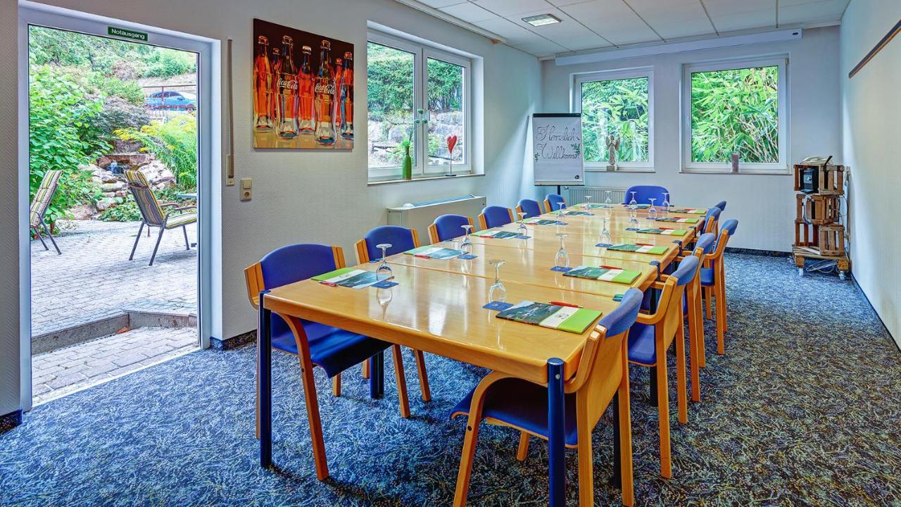 Hotel Christel Heimbuchenthal Bagian luar foto